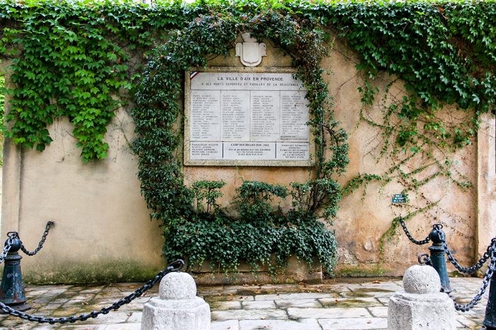 Place des Martyrs de la Resistance Monument In Aix-en-Provence