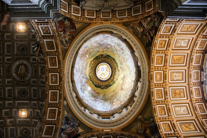 St. Peters Oculus And Ceiling