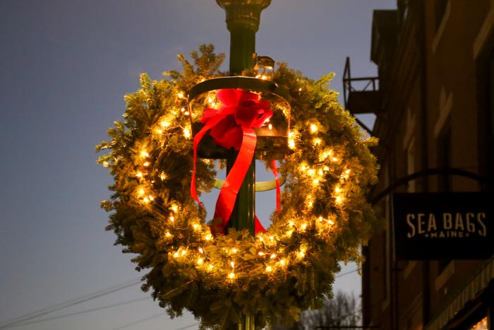 A Decorated Wreath At Night