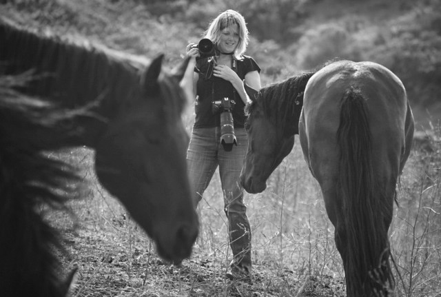Sandy Sharley And Horses
