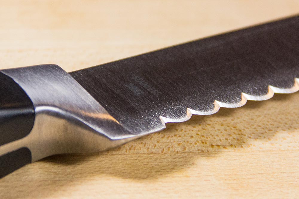 Culinary Bread Knife Serrated Blade Edge