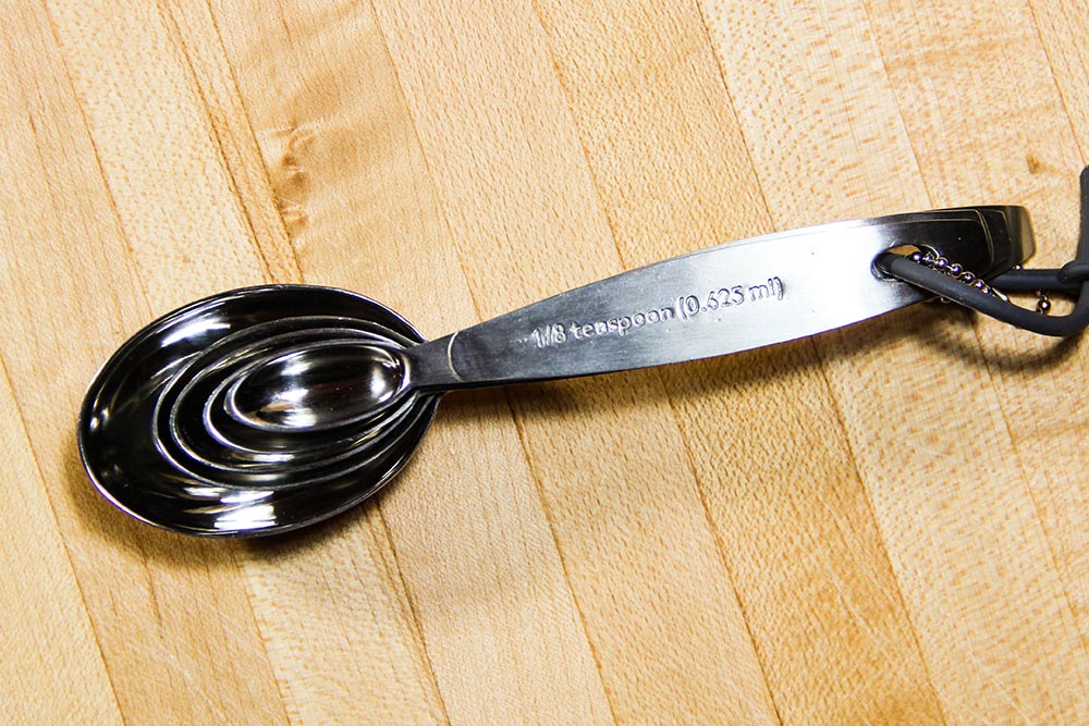 https://glaszart.com/wp-content/uploads/2022/04/cuisipro-stainless-steel-measuring-spoons.jpg